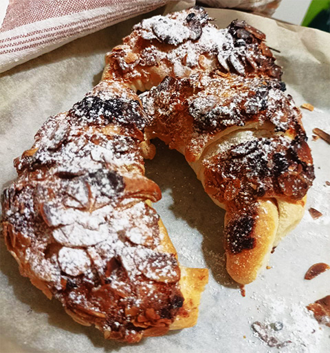 Cornetti alle mandorle