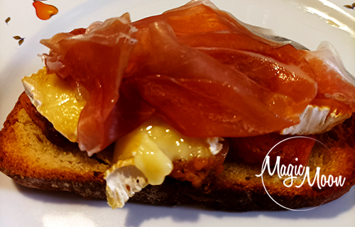 Crostone zucca prosciutto formaggio